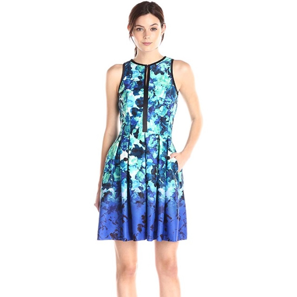Vince Camuto Keyhole Pleat Dress